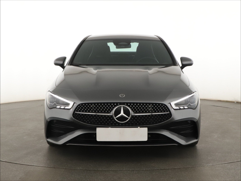 Mercedes-Benz CLA, 2025
