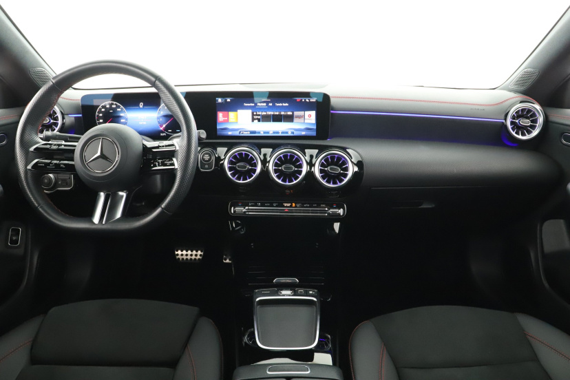 Mercedes-Benz CLA, 2025
