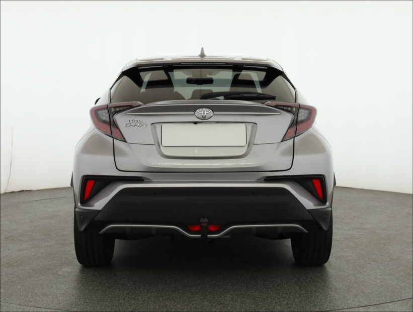 Toyota C-HR, 2019