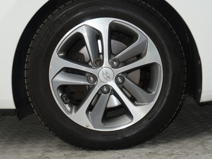 Hyundai i30, 2016