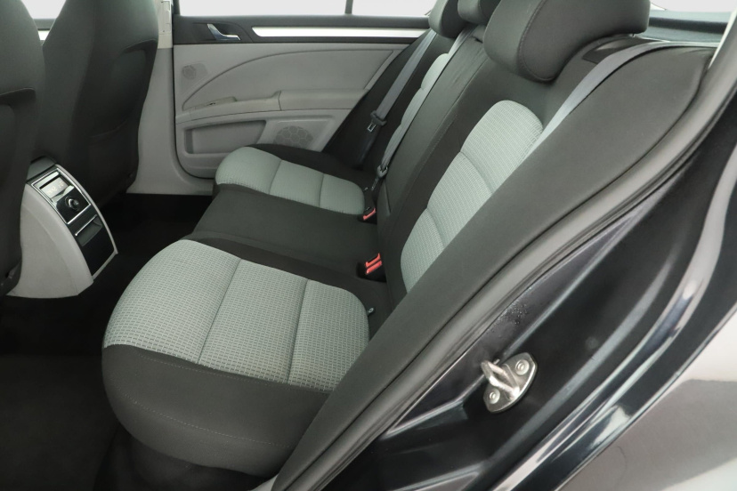 Škoda Superb, 2010