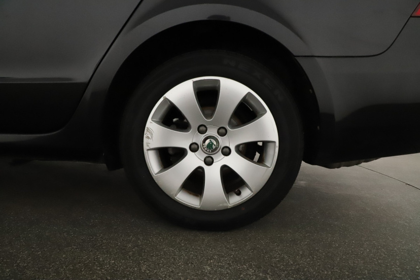 Škoda Superb, 2010