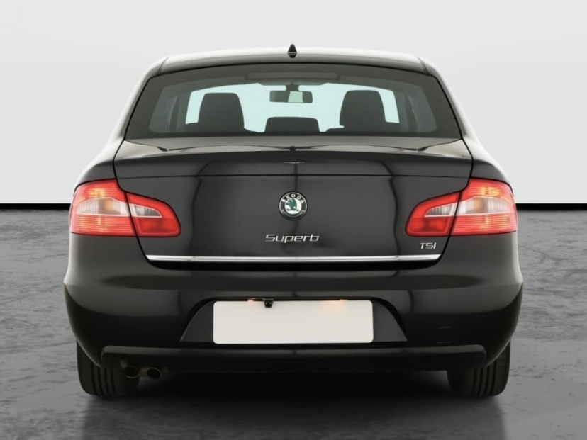 Škoda Superb, 2010