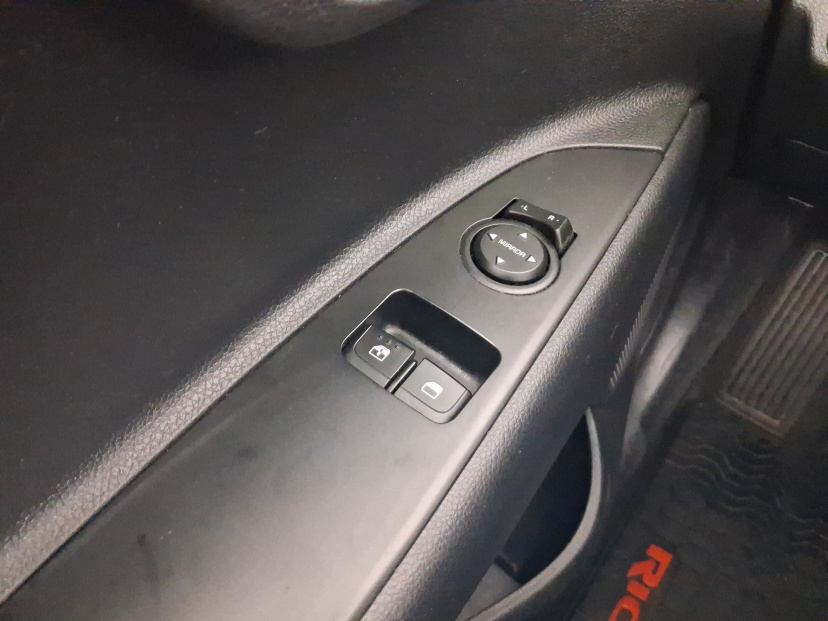 Kia Rio, 2023