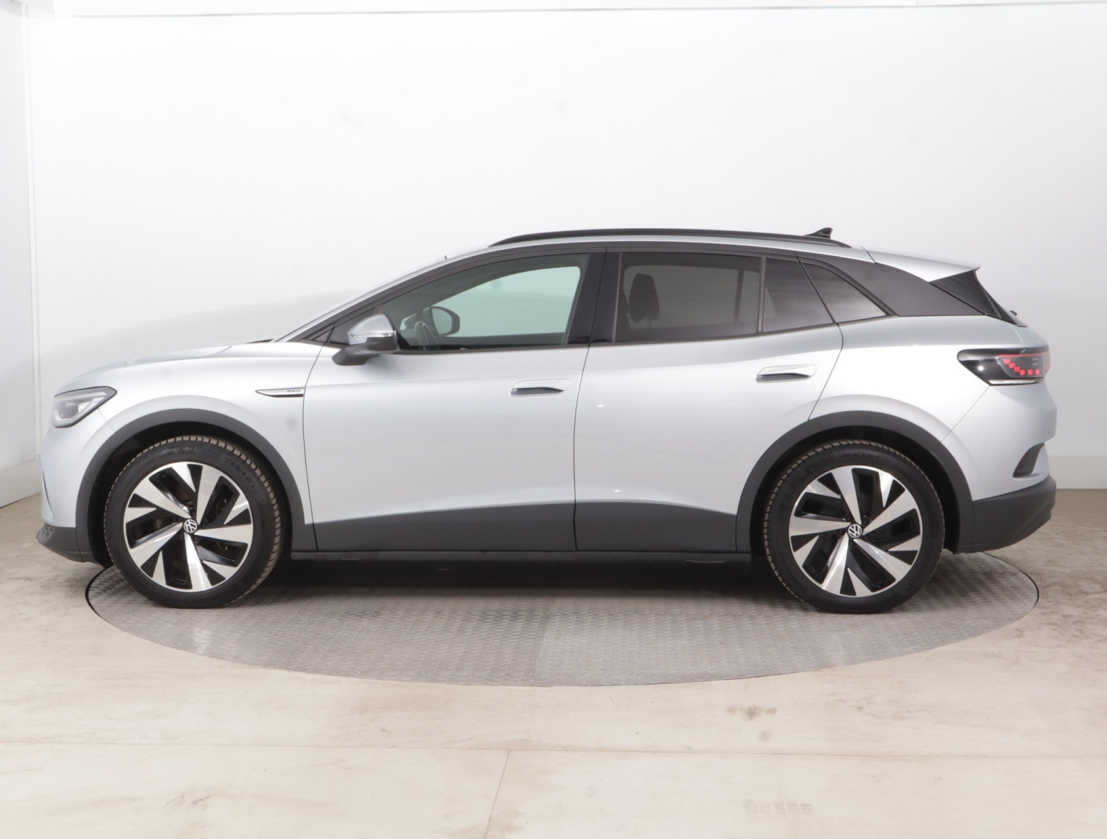 VW ID.4 Pro Perf. (82 kWh), 2021 4
