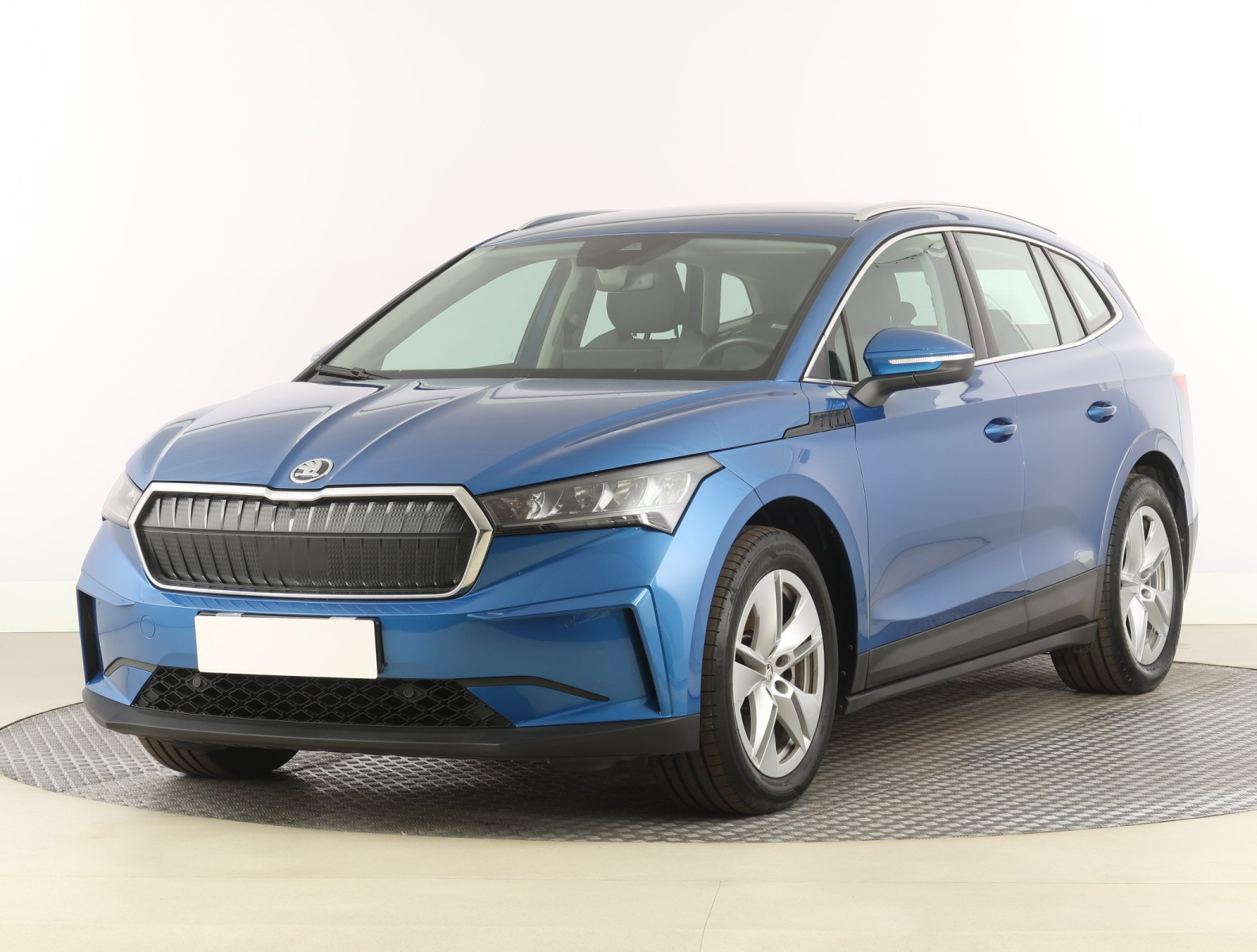 Škoda Enyaq iV 80 (82 kWh), 2021, digi klima, Infotainment 3