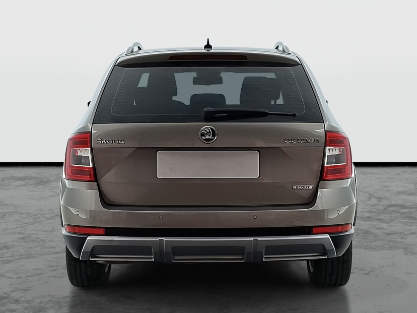 Škoda Octavia Scout, 2015