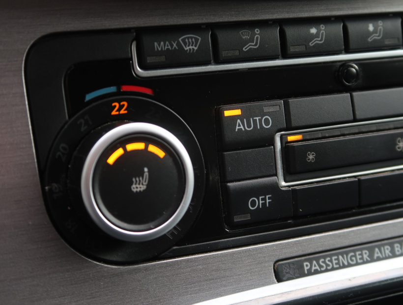 Volkswagen Passat, 2011