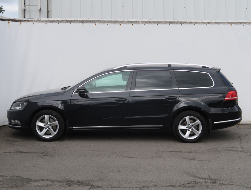 Volkswagen Passat, 2011