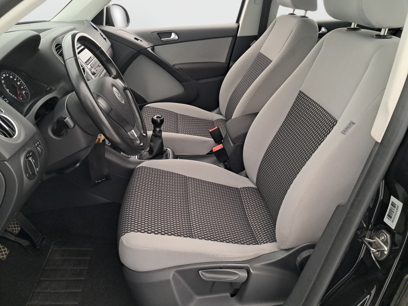 Volkswagen Tiguan, 2010