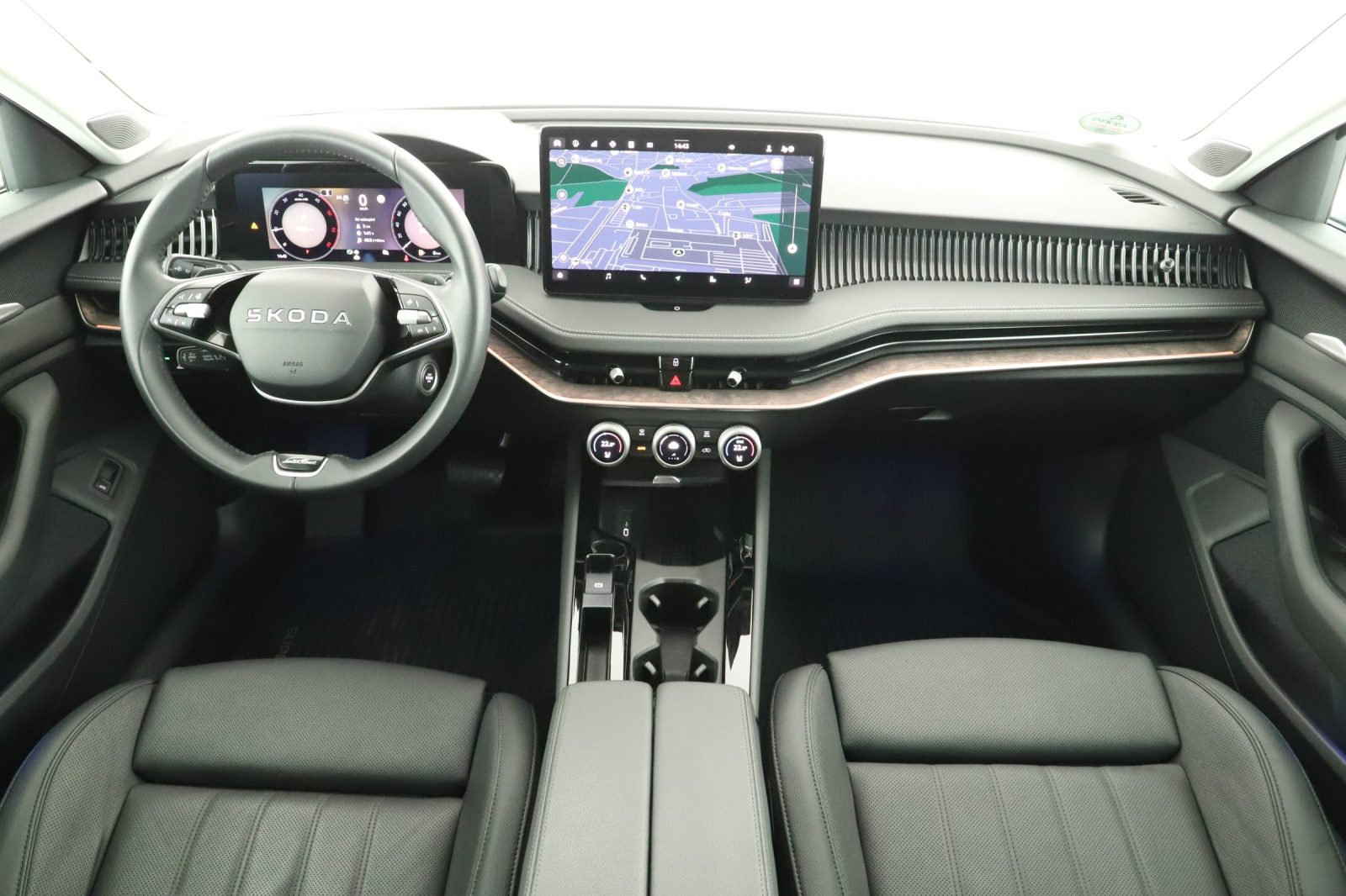 Škoda Superb - 2025