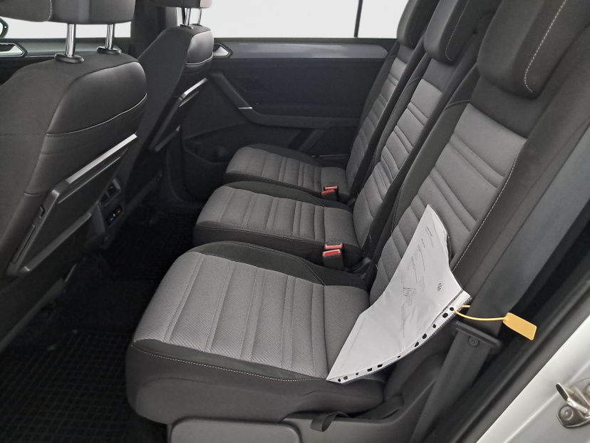 Volkswagen Touran, 2021