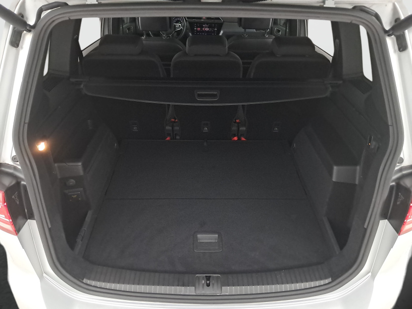 Volkswagen Touran, 2021