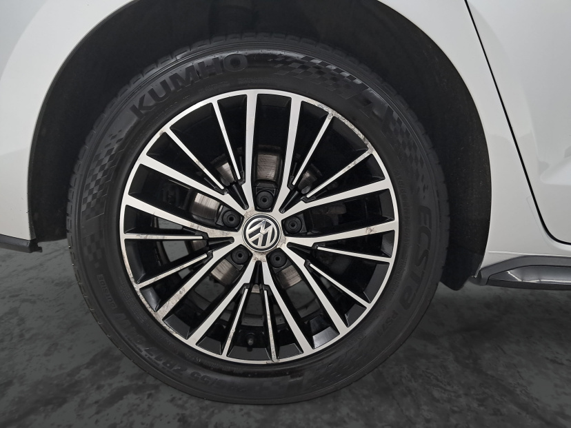 Volkswagen Touran, 2021