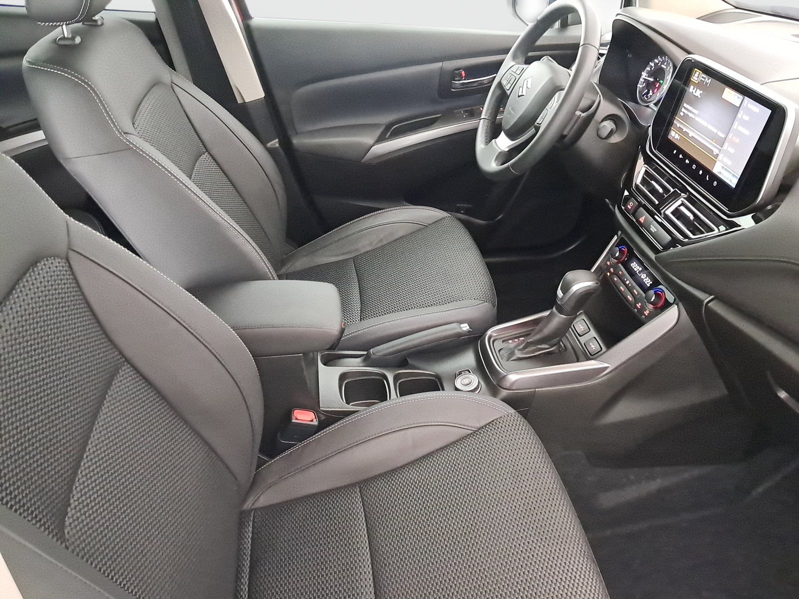 Suzuki SX4 S-Cross - 2024