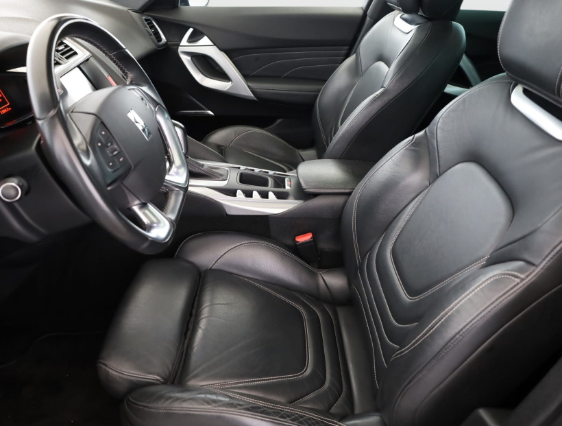 DS 5, 2015