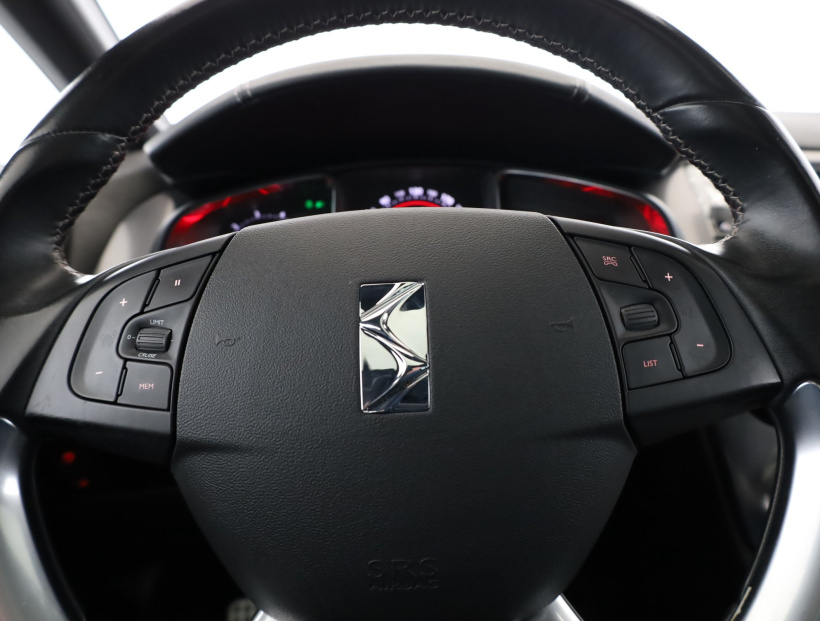 DS 5, 2015