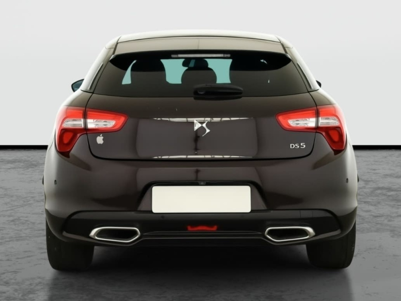 DS 5, 2015