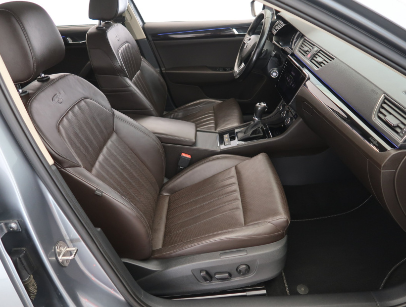 Škoda Superb, 2016