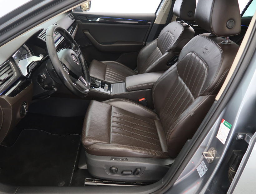 Škoda Superb, 2016
