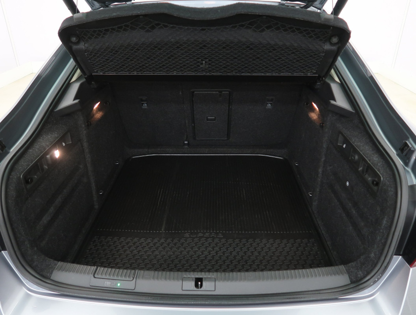 Škoda Superb, 2016