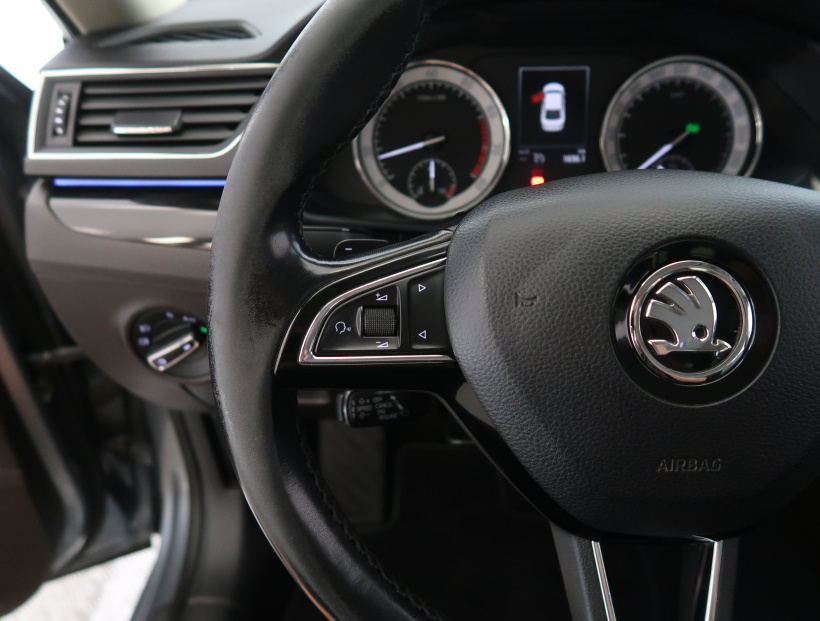 Škoda Superb, 2016