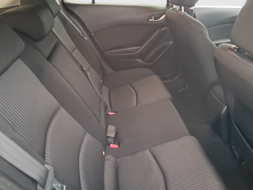 Mazda 3, 2013