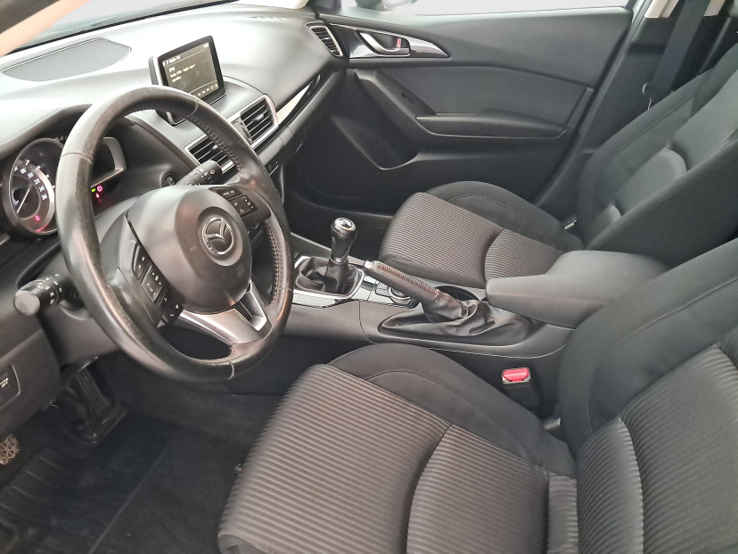 Mazda 3, 2013