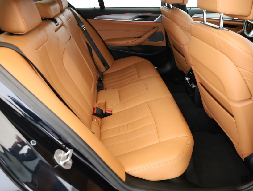 BMW 5, 2020