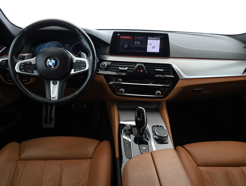 BMW 5, 2020