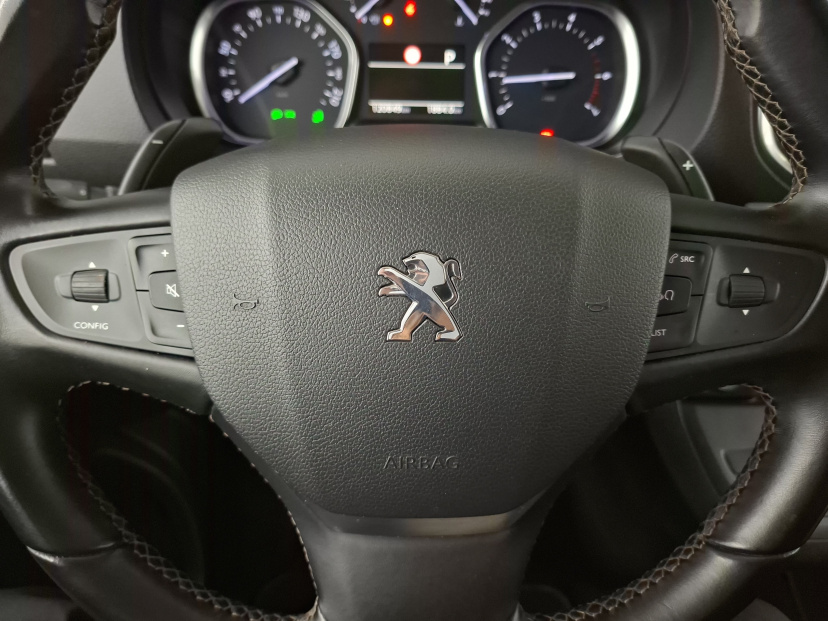 Peugeot Traveller, 2021
