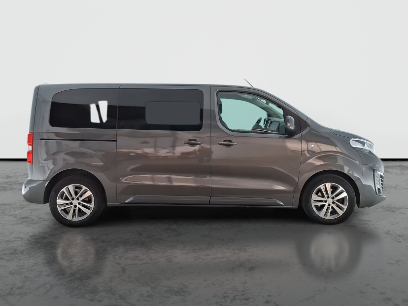 Peugeot Traveller, 2021