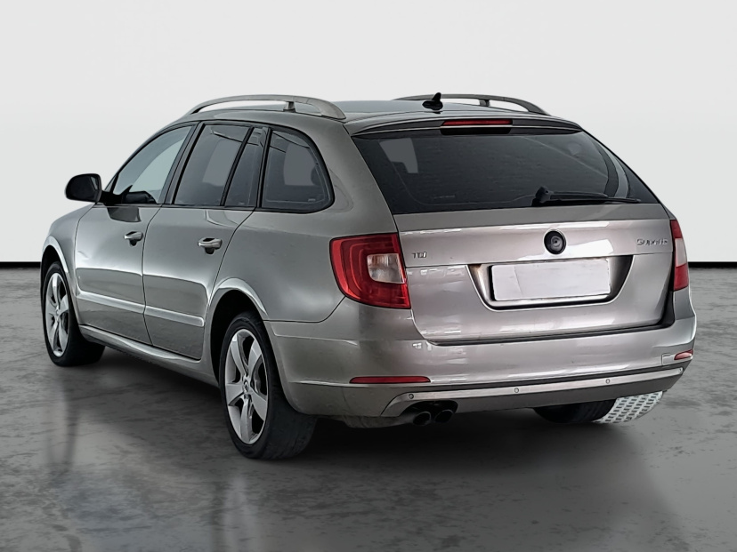 Škoda Superb, 2010
