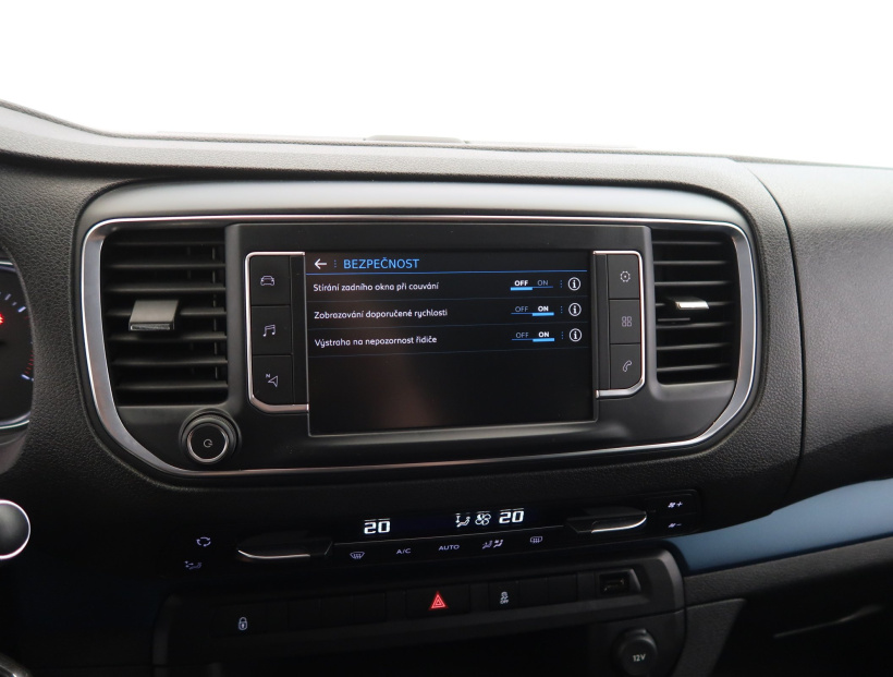 Peugeot Traveller, 2017