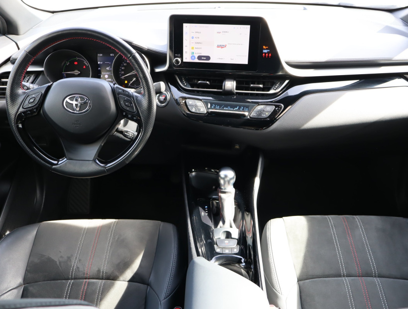 Toyota C-HR, 2022
