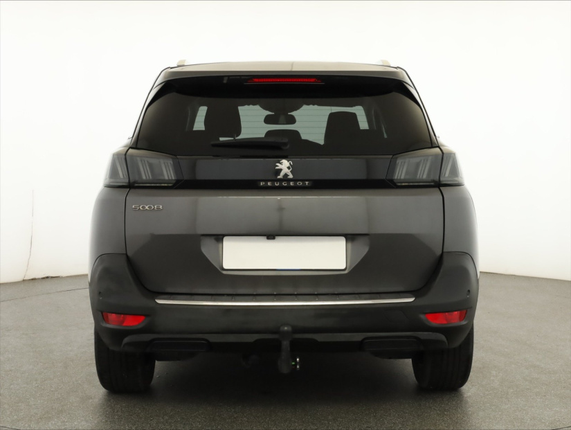 Peugeot 5008, 2021