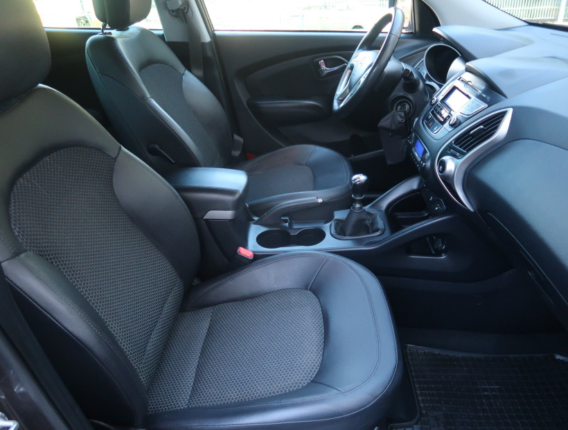 Hyundai ix35, 2012