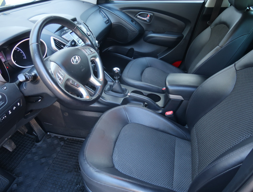 Hyundai ix35, 2012