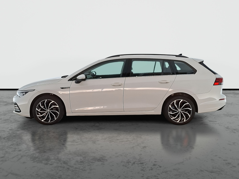 Volkswagen Golf, 2022