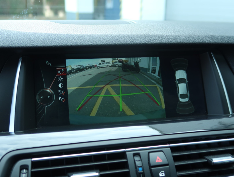 BMW 5, 2015