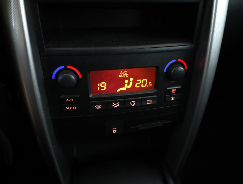 Peugeot 207, 2008