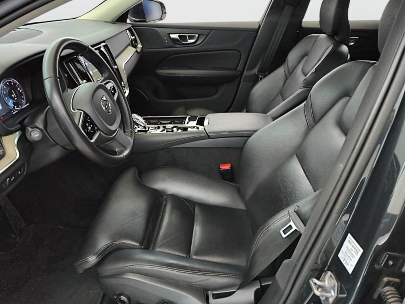 Volvo V60, 2020