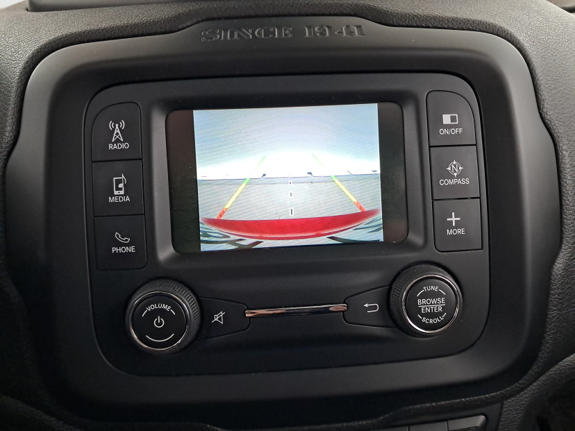 Jeep Renegade, 2015