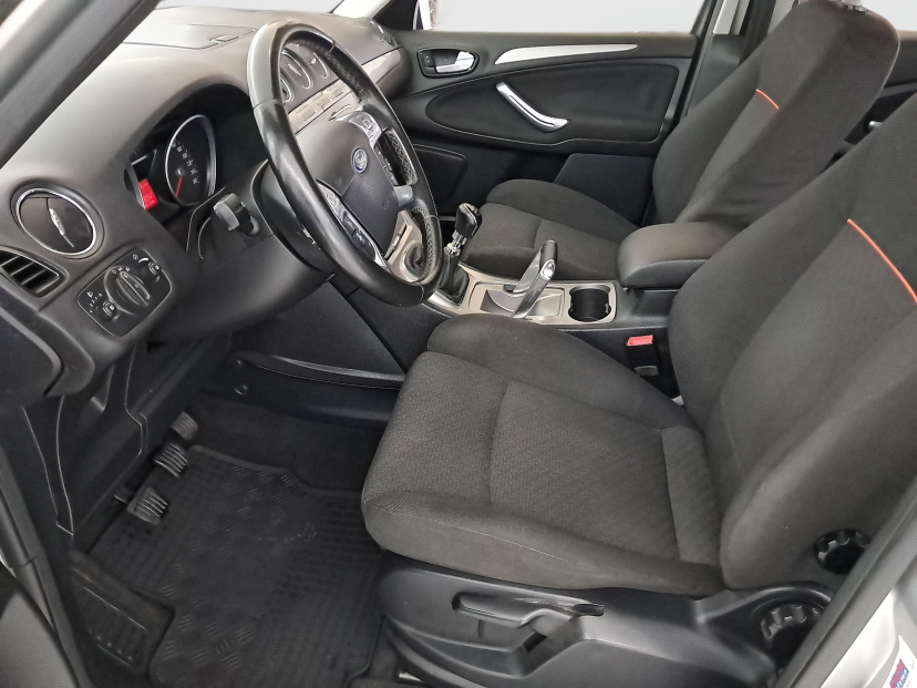 Ford S-Max, 2009