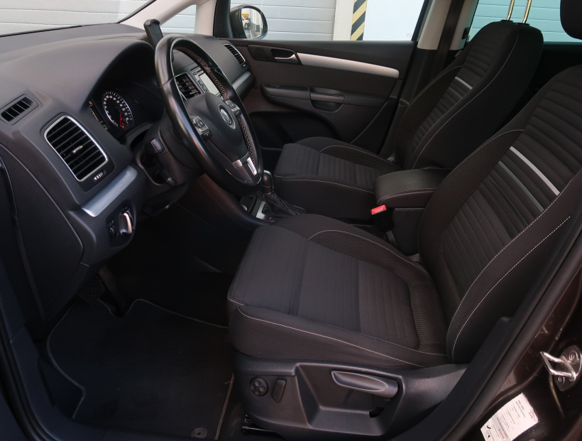 Volkswagen Sharan, 2015