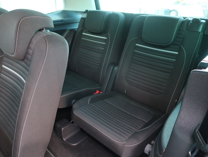 Volkswagen Sharan, 2015
