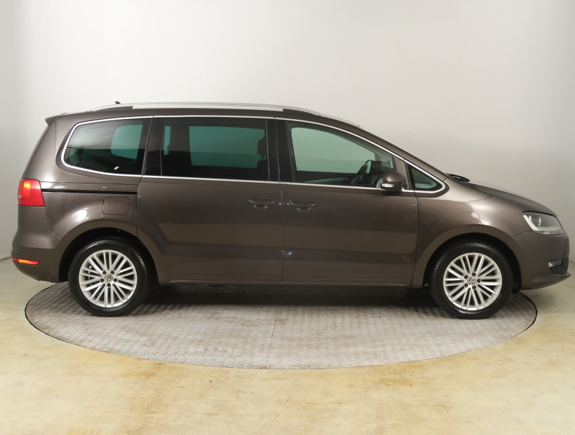 Volkswagen Sharan, 2015