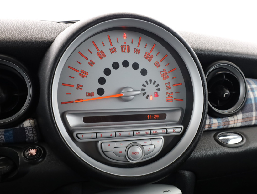 MINI Clubman, 2009