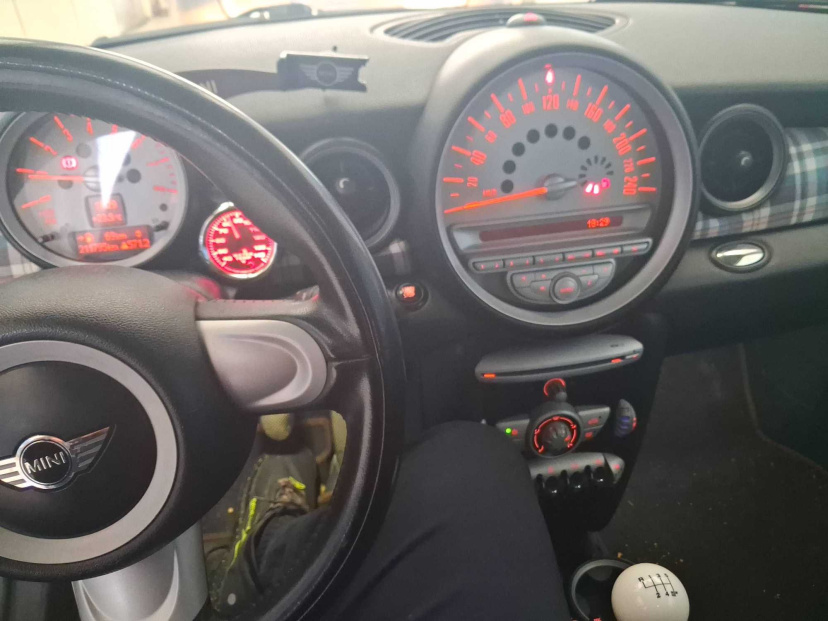 MINI Clubman, 2009