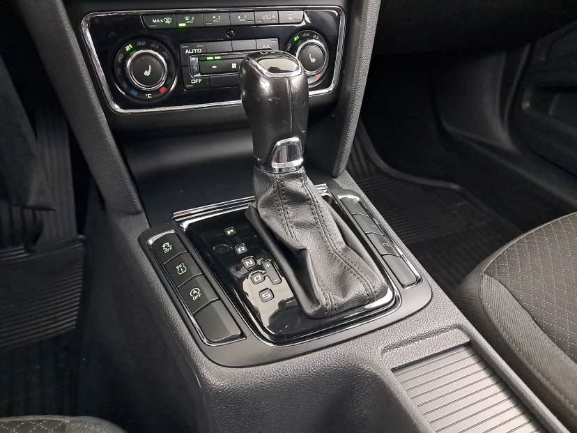 Škoda Superb, 2014